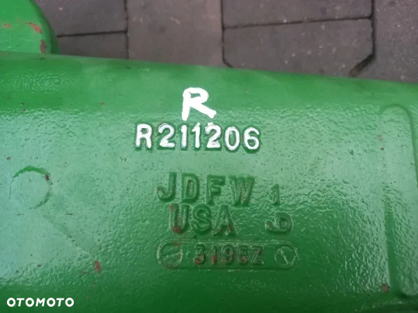Elementy przedniej osi sztywnej John Deere 7720 - 5