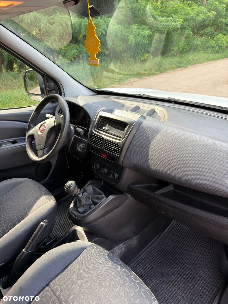 Fiat Doblo - 22