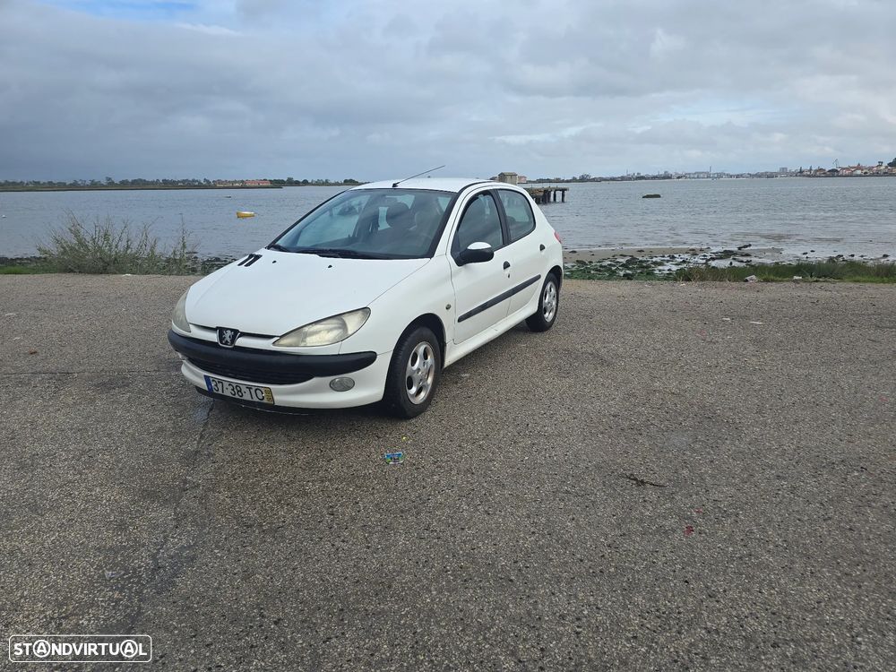 Peugeot 206 1.1 Color Line - 6