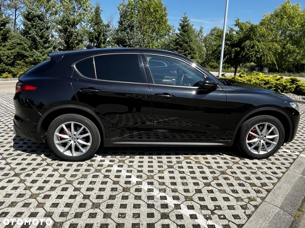 Alfa Romeo Stelvio 2.0 Turbo Executive Q4 - 6
