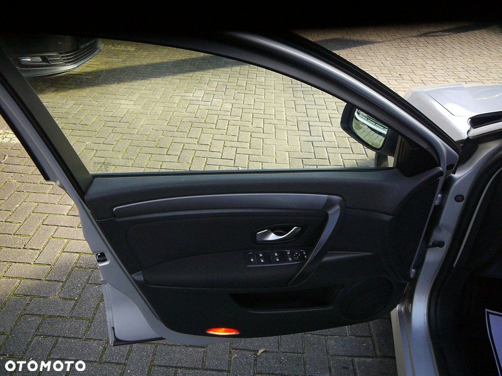 Renault Laguna 2.0 Authentique - 31