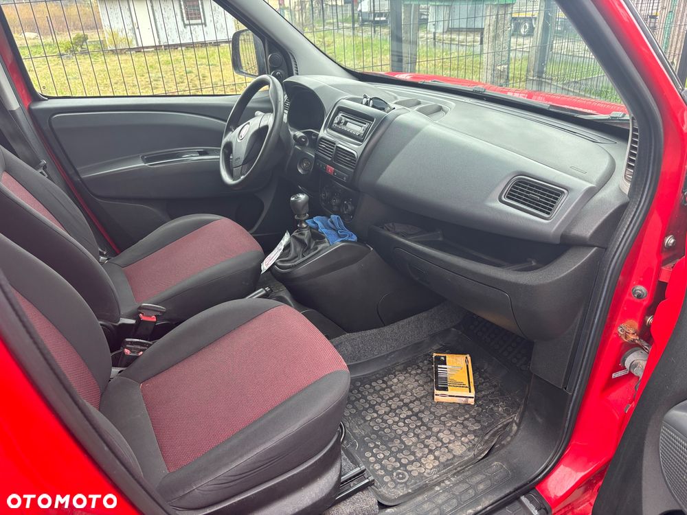 Fiat Doblo 1.6 Multijet 16V Emotion - 18