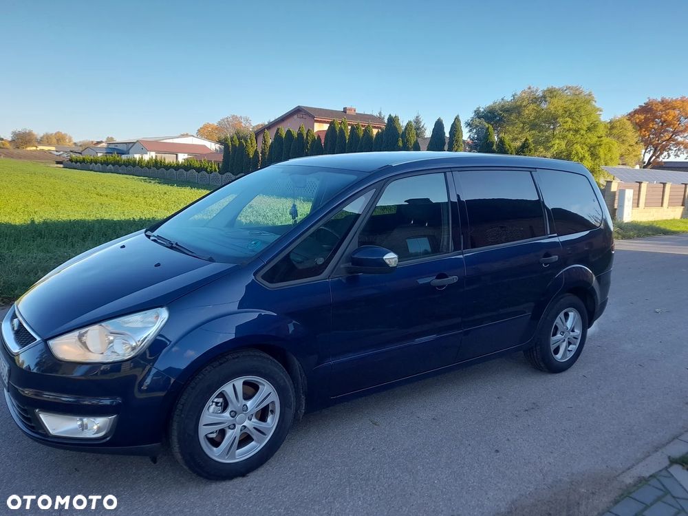 Ford Galaxy - 9
