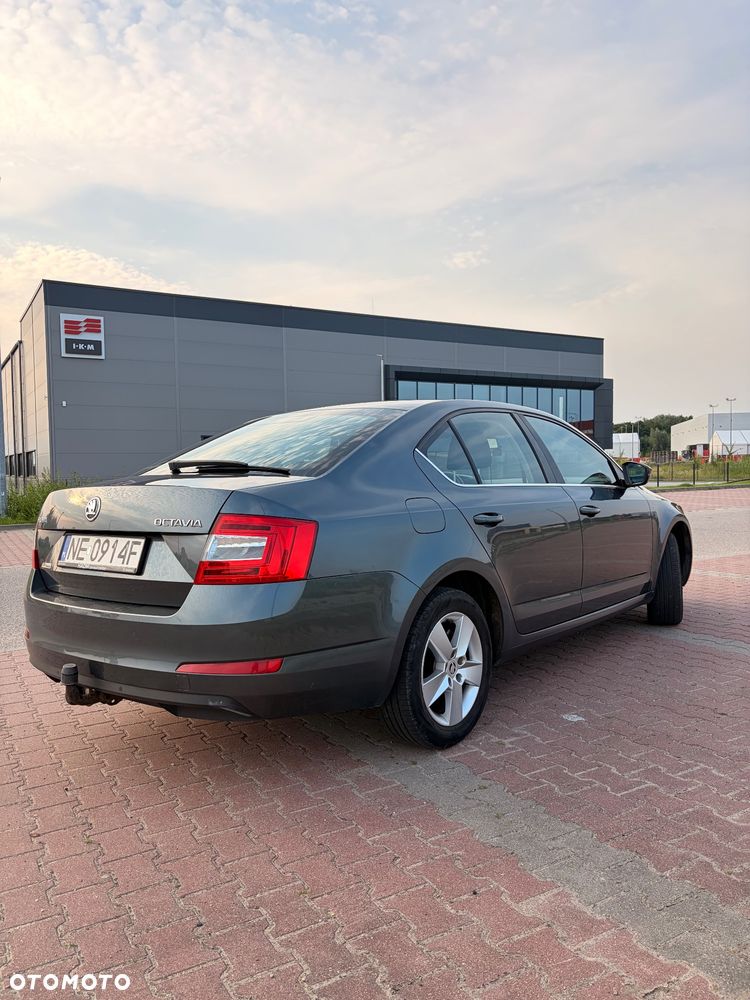 Skoda Octavia 1.4 TSI Ambition - 10