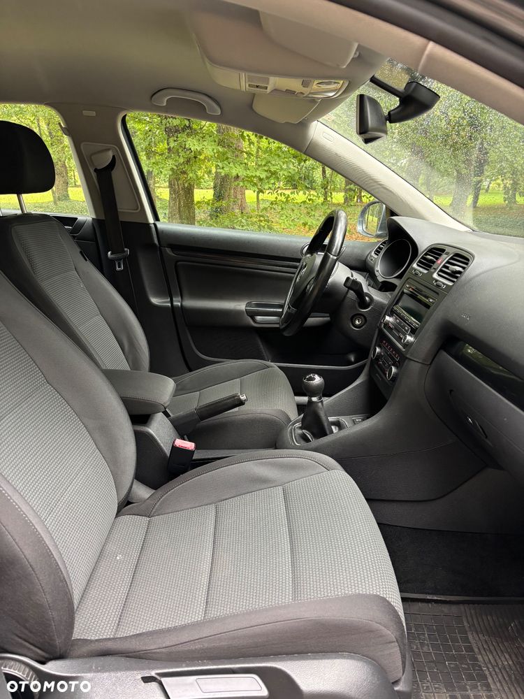 Volkswagen Golf 1.6 TDI Comfortline - 8