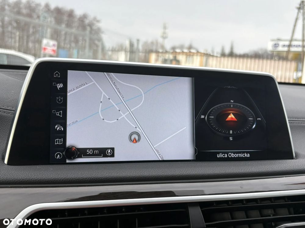 BMW Seria 7 730d xDrive - 22