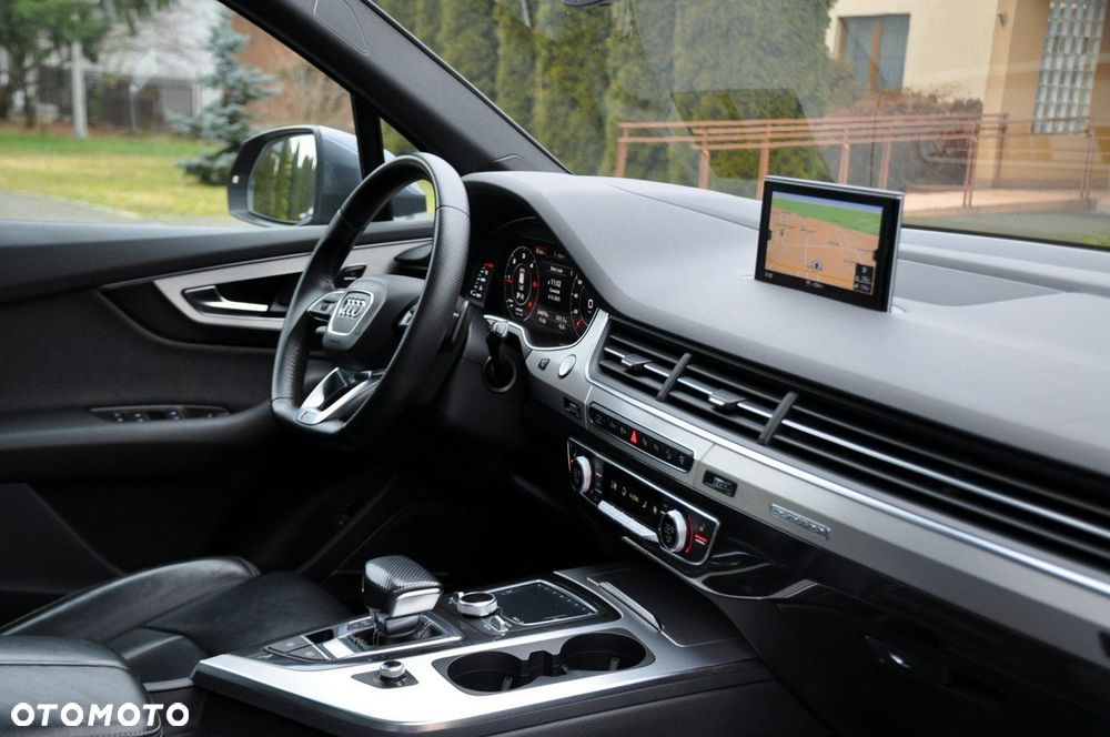 Audi Q7 - 18