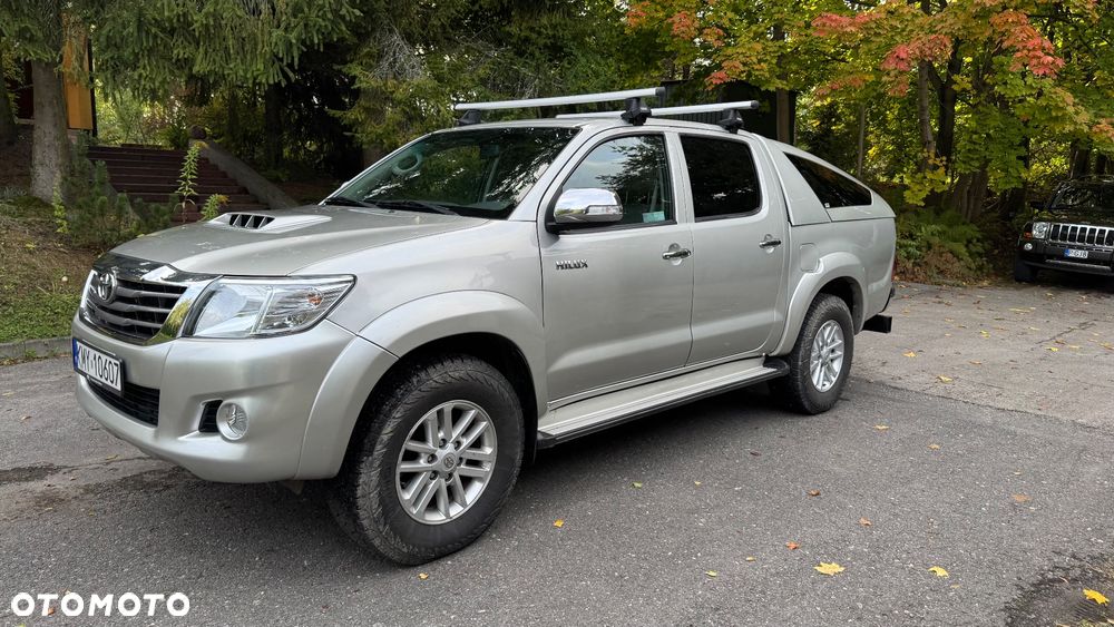 Toyota Hilux - 2