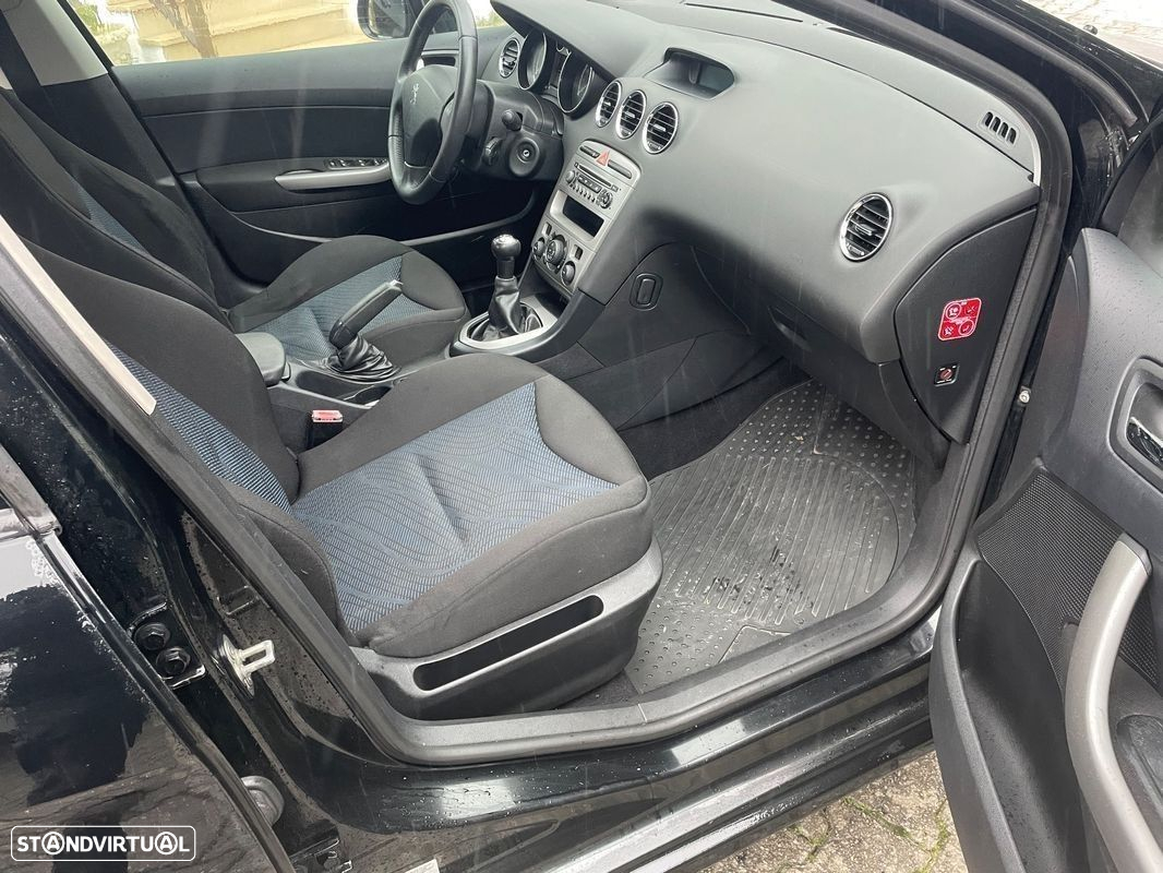 Peugeot 308 1.6 HDi Executive - 21