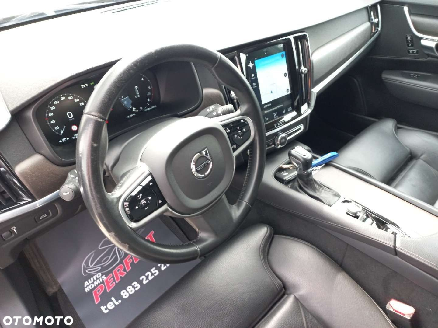 Volvo V90 Cross Country - 12