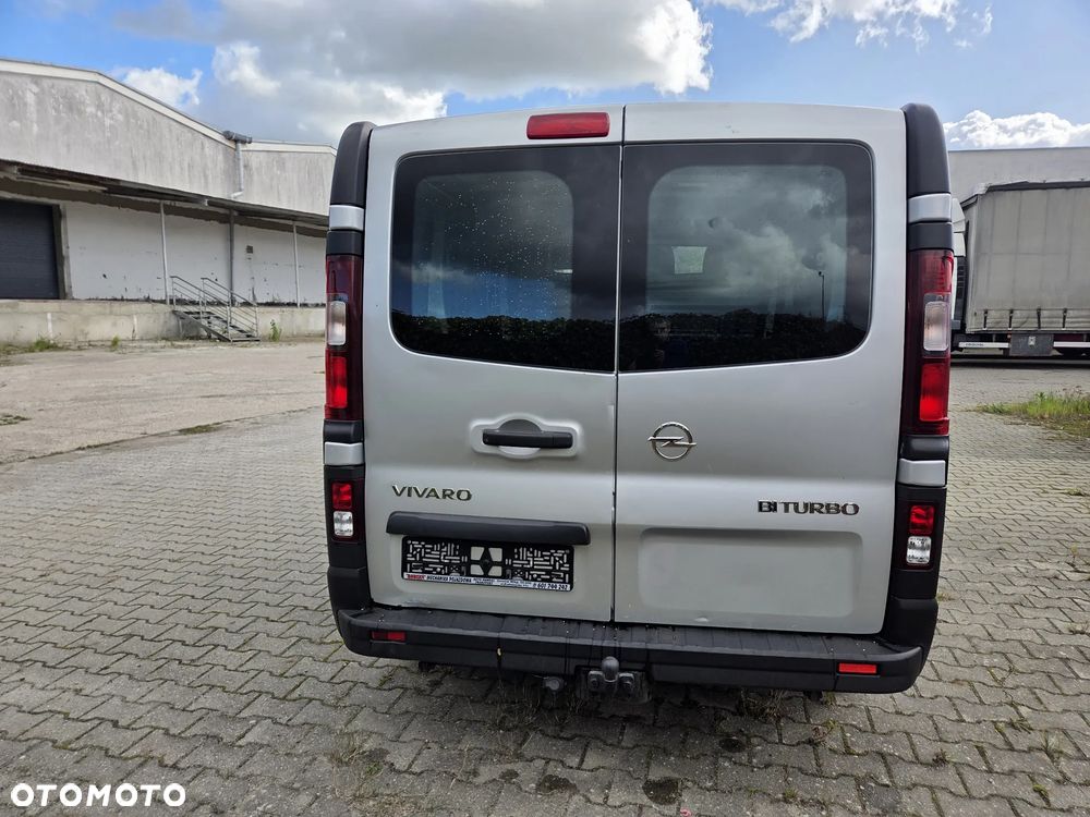 Opel VIVARO - 8