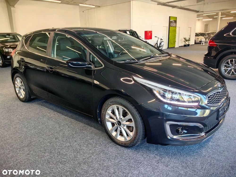 Kia Ceed Cee'd 1.6 GDI L Business Line - 3