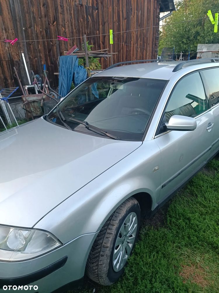 Volkswagen Passat 1.9 TDI Basis - 11