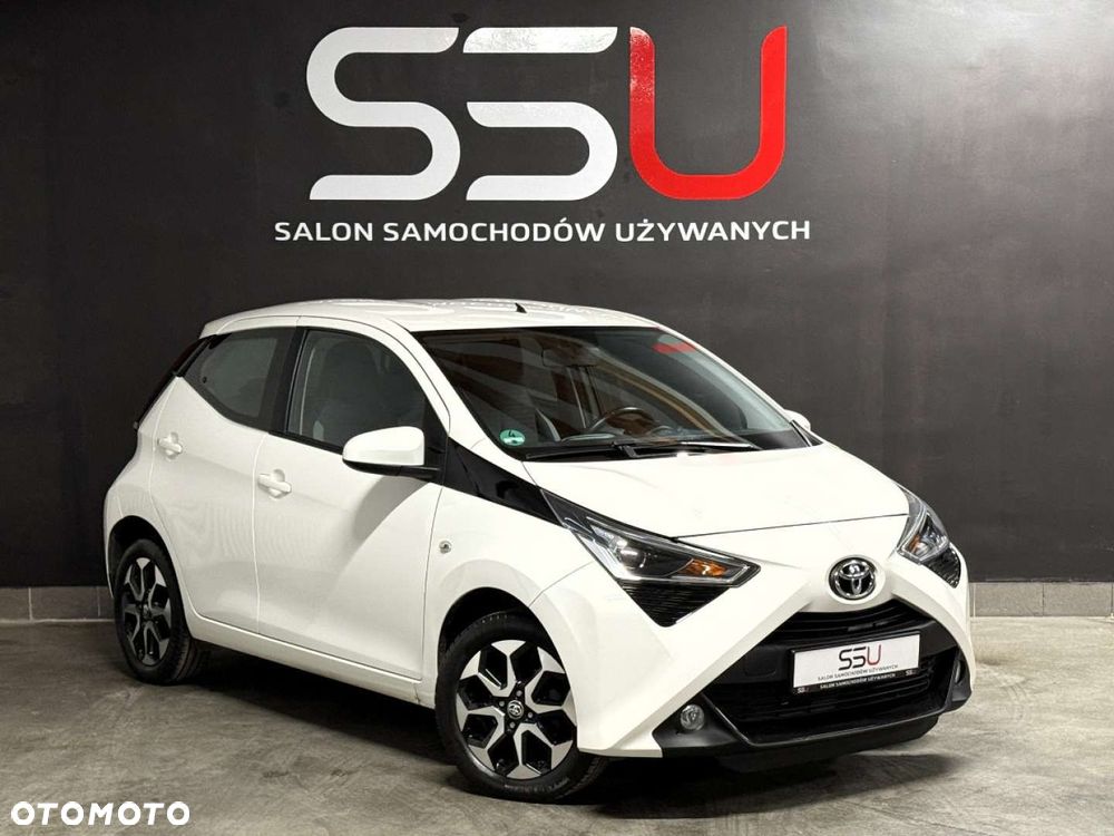 Toyota Aygo x-play connect - 2