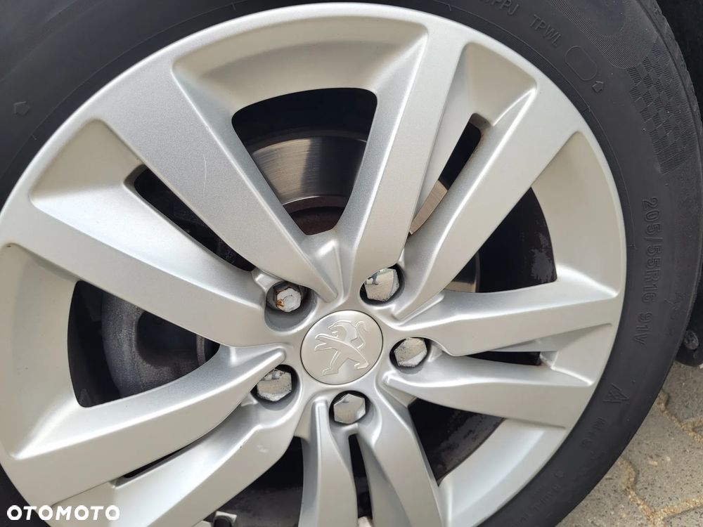Peugeot 308 - 9