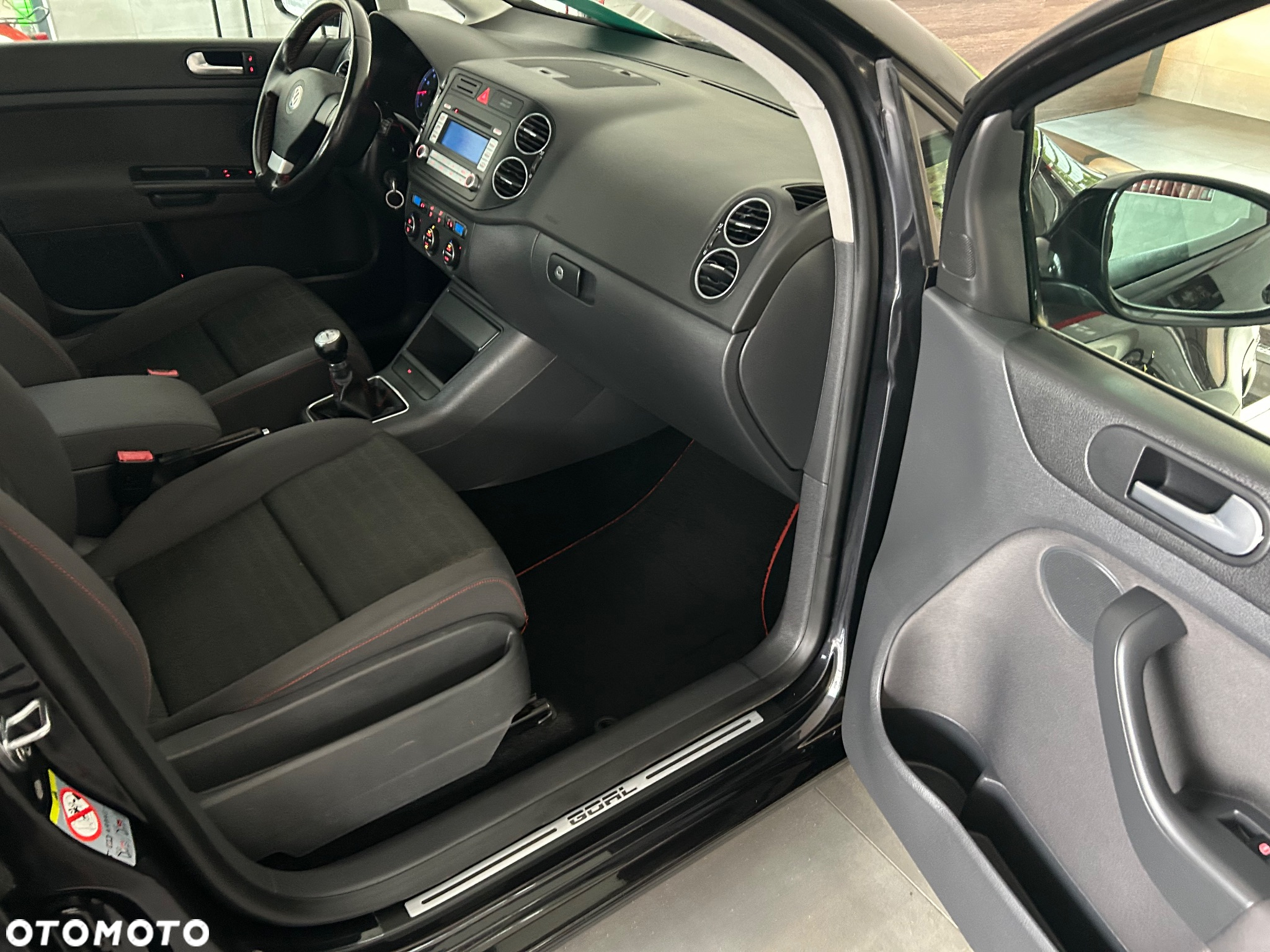 Volkswagen Golf Plus 1.4 FSI Comfortline - 28
