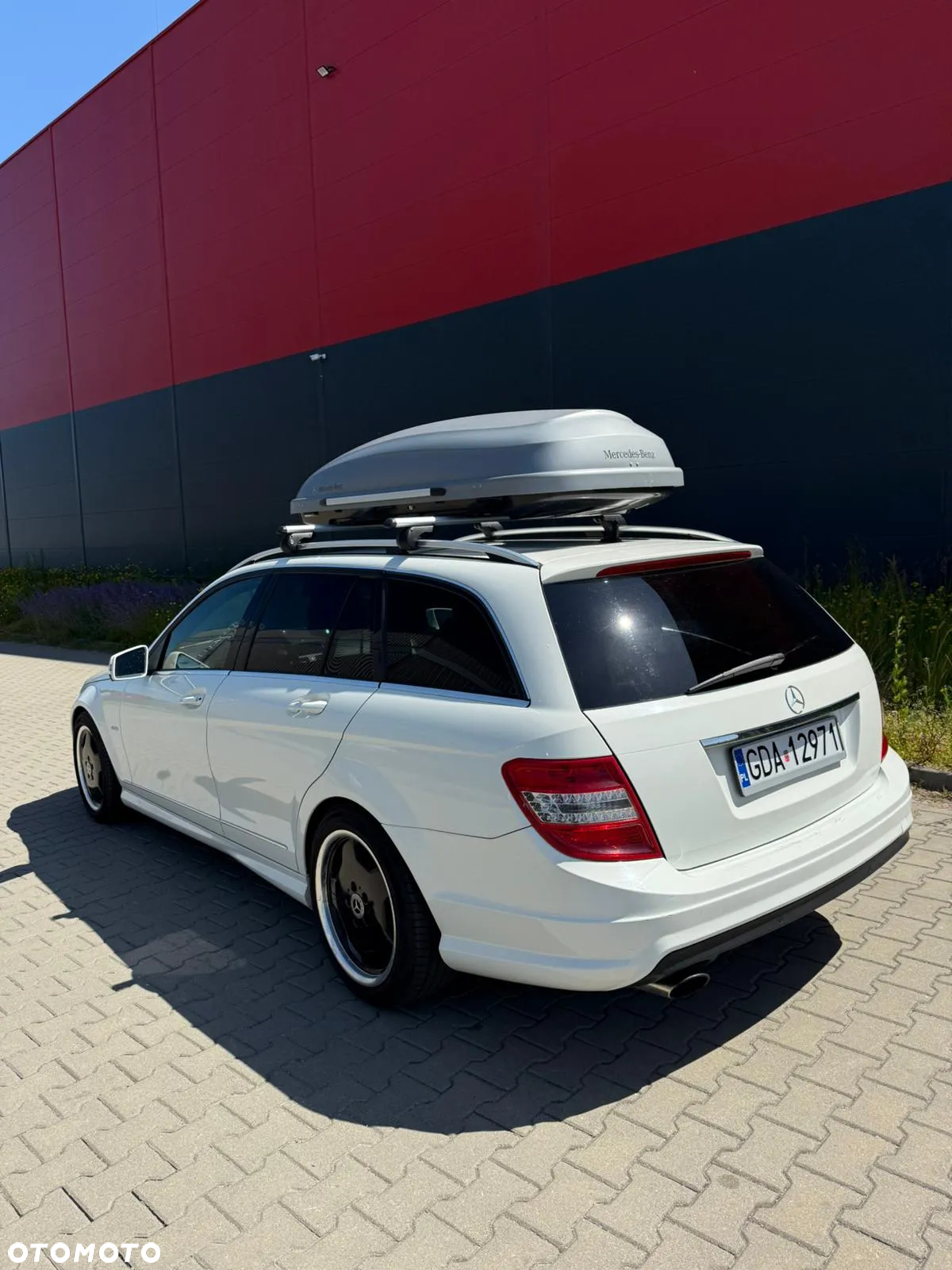 Mercedes-Benz Klasa C 180 T CGI Automatik BlueEFFICIENCY Avantgarde - 6