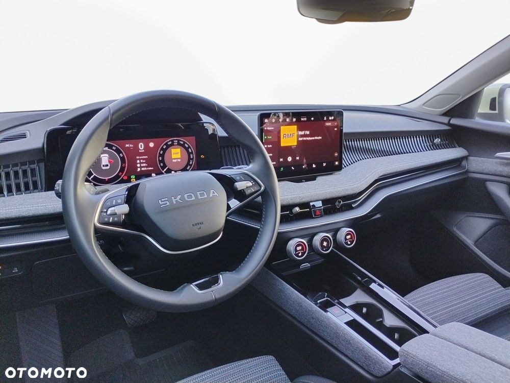 Skoda Superb 1.5 TSI mHEV Selection DSG - 24