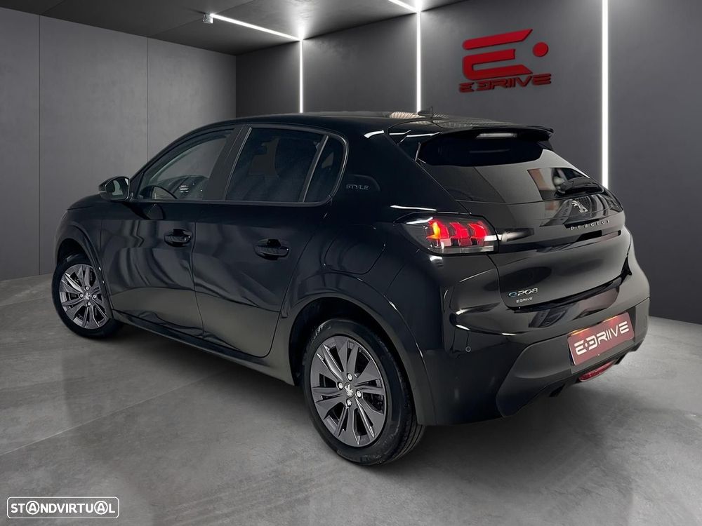 Peugeot e-208 51 kWh Allure - 5