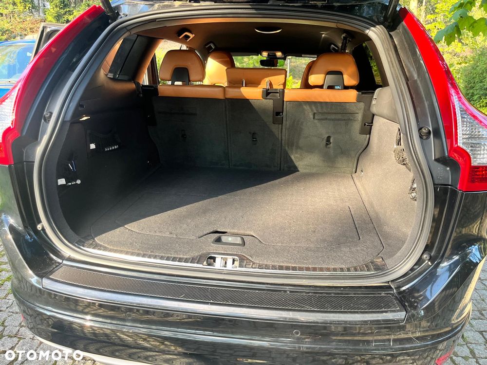 Volvo XC 60 D5 AWD Summum - 5