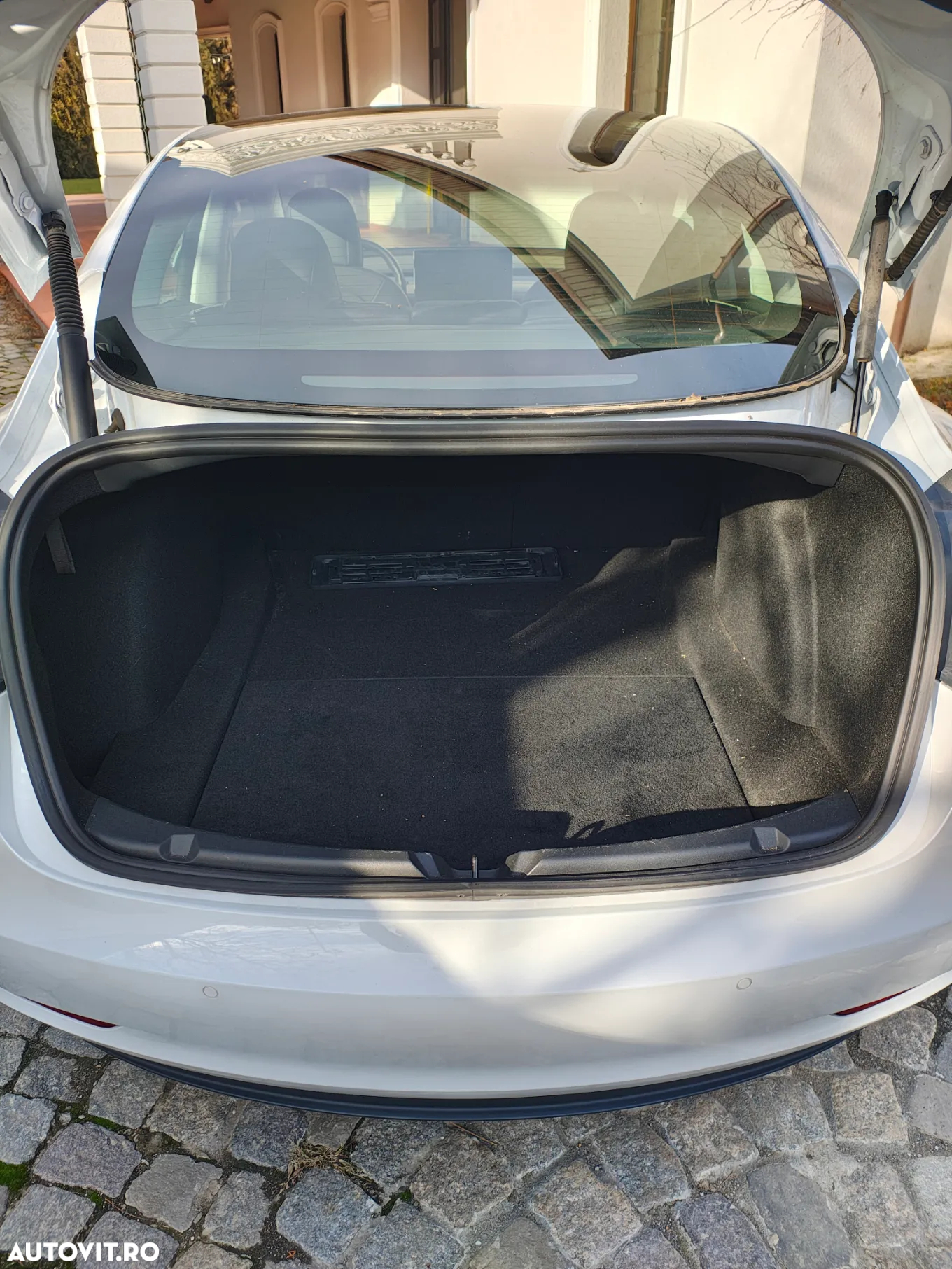 Tesla Model 3 - 20