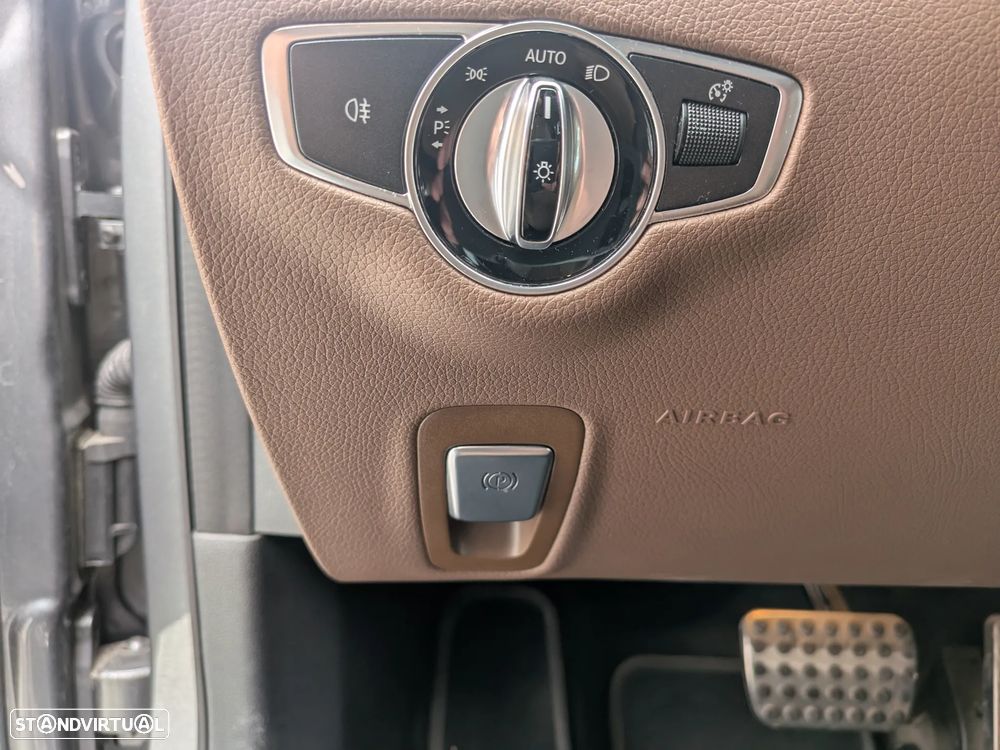 Mercedes-Benz E 220 d 4-Matic All Terrain Avantgarde + - 8