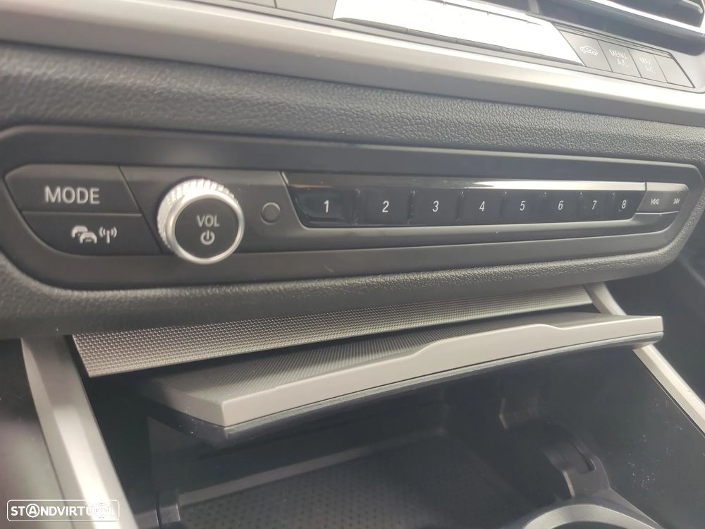 BMW 2000 - 32