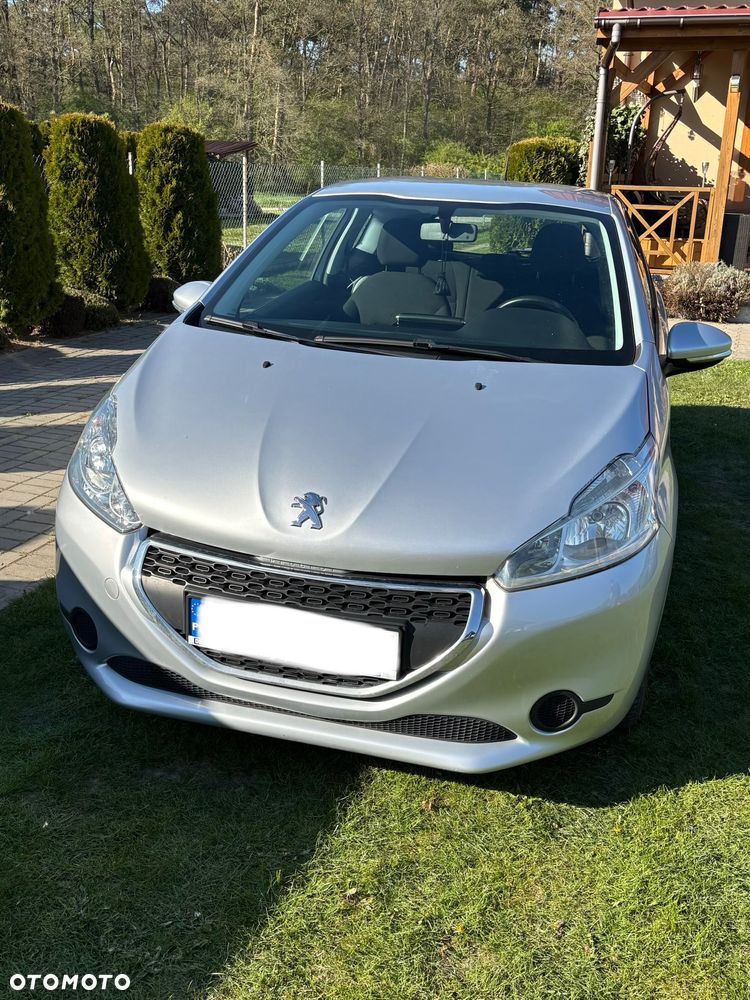 Peugeot 208 - 2