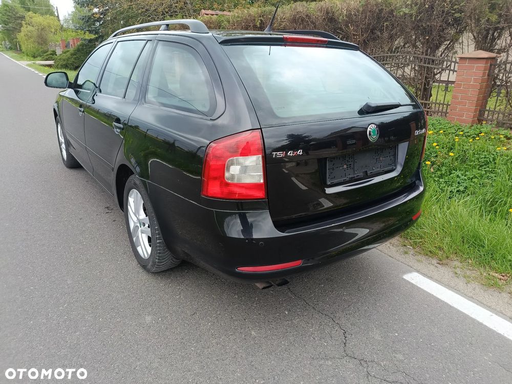 Skoda Octavia 1.8 TSI Ambiente 4x4 - 5