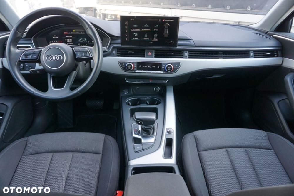Audi A4 Avant - 13