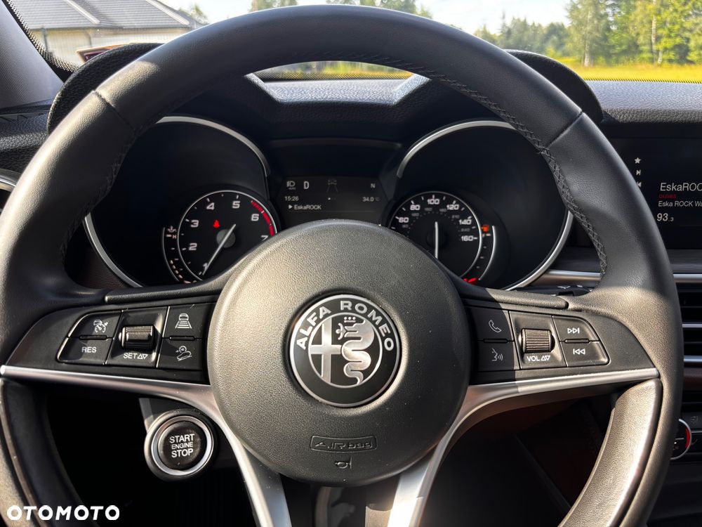 Alfa Romeo Stelvio 2.0 Turbo 16V AT8-Q4 6C Villa dEste - 29