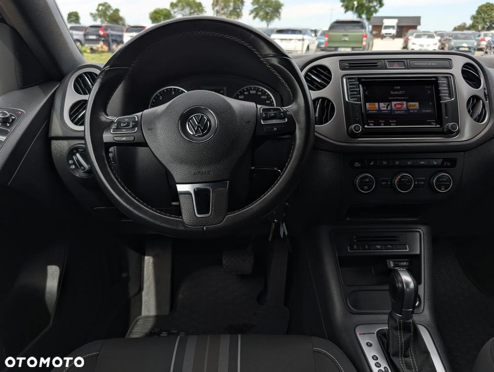 Volkswagen Tiguan 2.0 TDI SCR 4MOTION BlueMotion Technology DSG Lounge Sport & Style - 24