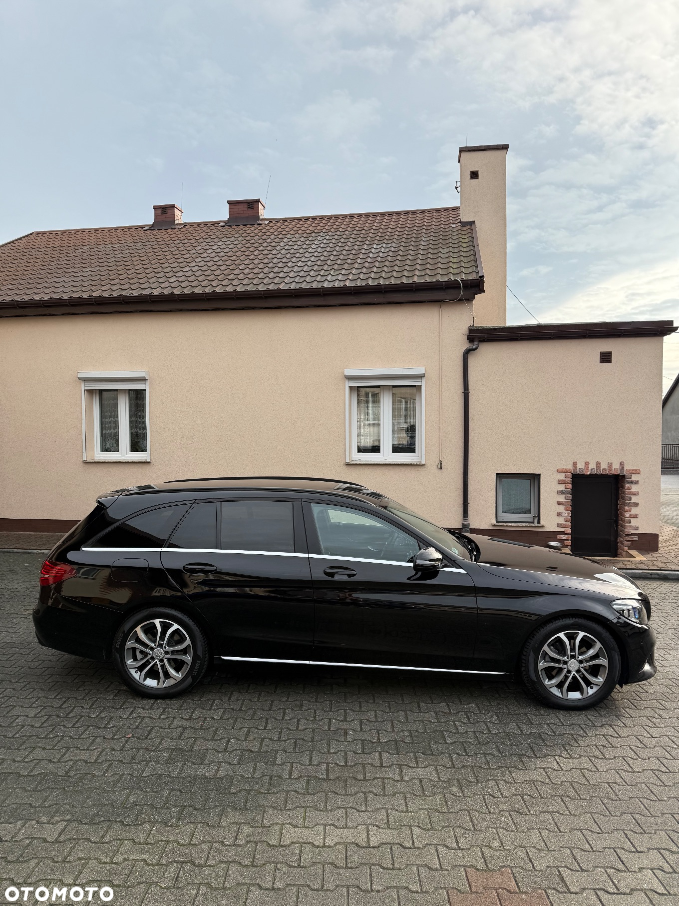Mercedes-Benz Klasa C 200 d T 9G-TRONIC Exclusive - 3