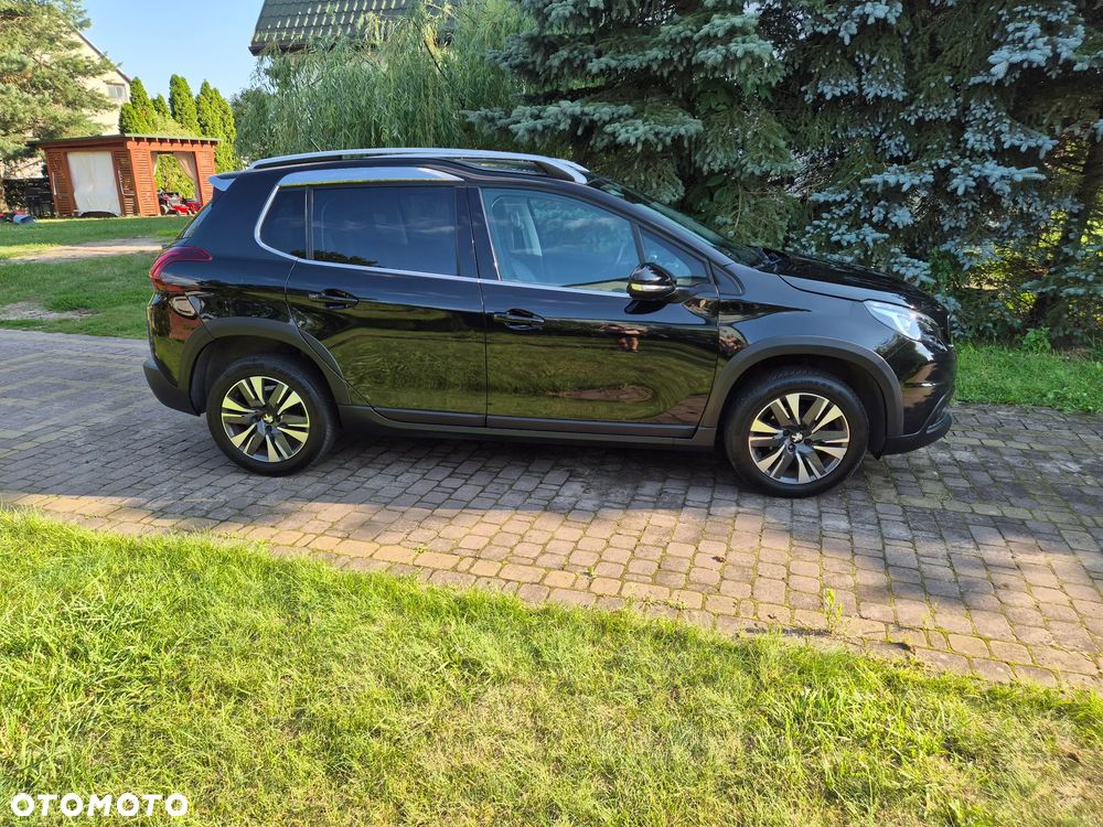 Peugeot 2008 - 6