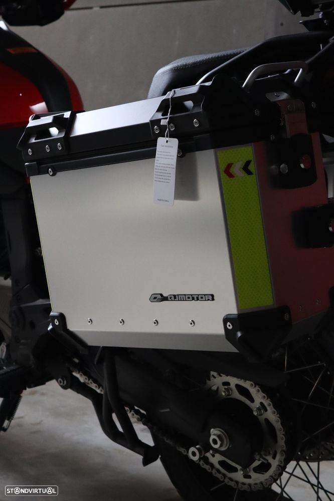 QJ Motor SRT 600SX - 6