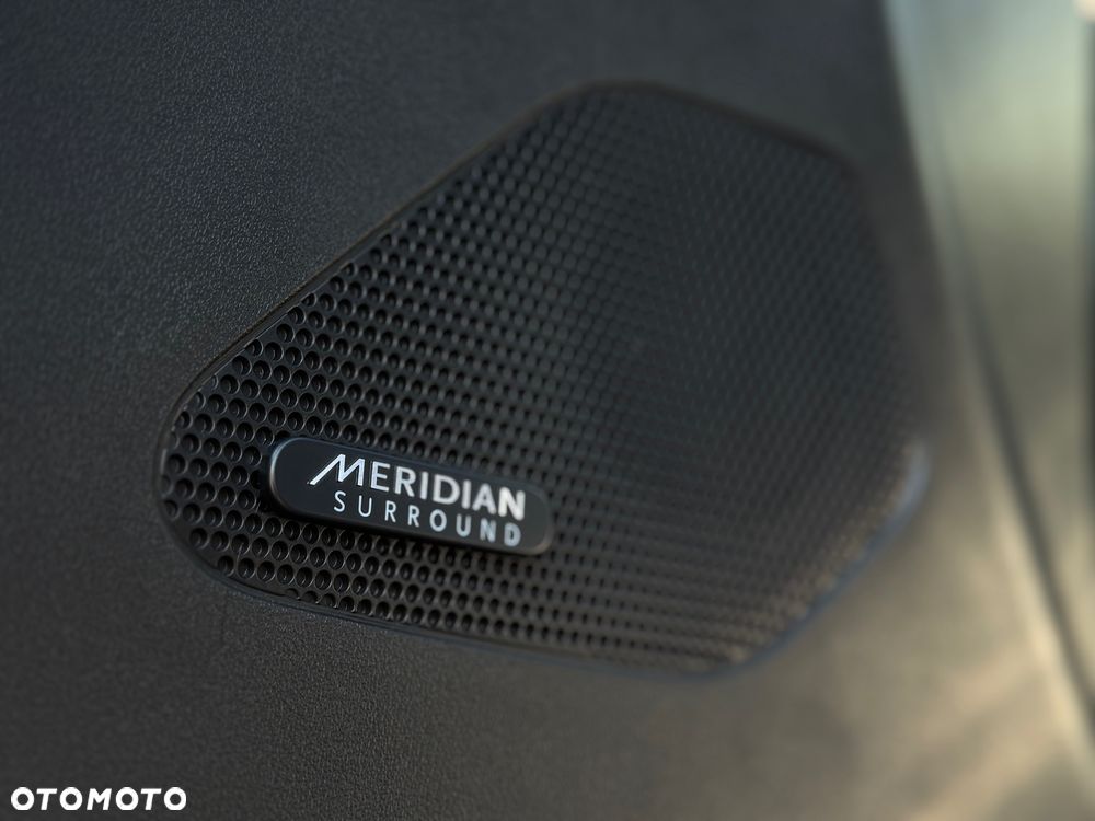 Jaguar F-Pace 30t AWD Prestige - 25