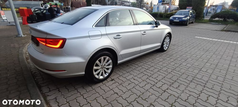 Audi A3 Limousine 1.6 TDI Ambiente - 12