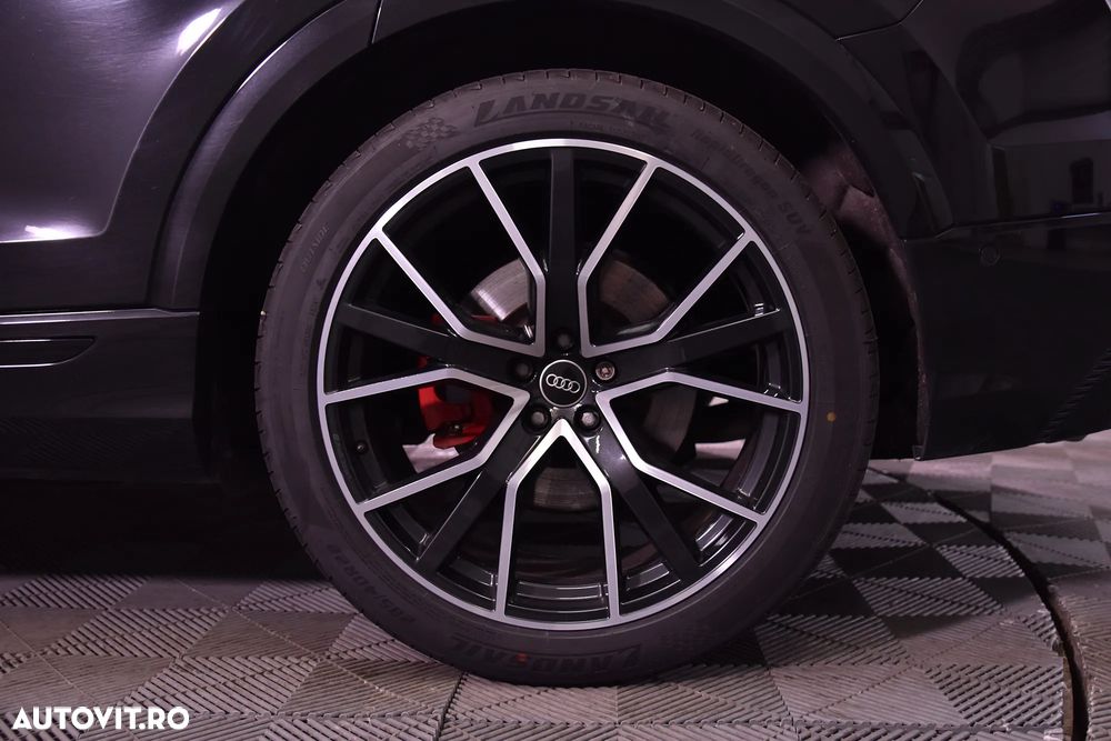 Audi Q8 60 TFSIe quattro tiptronic - 13
