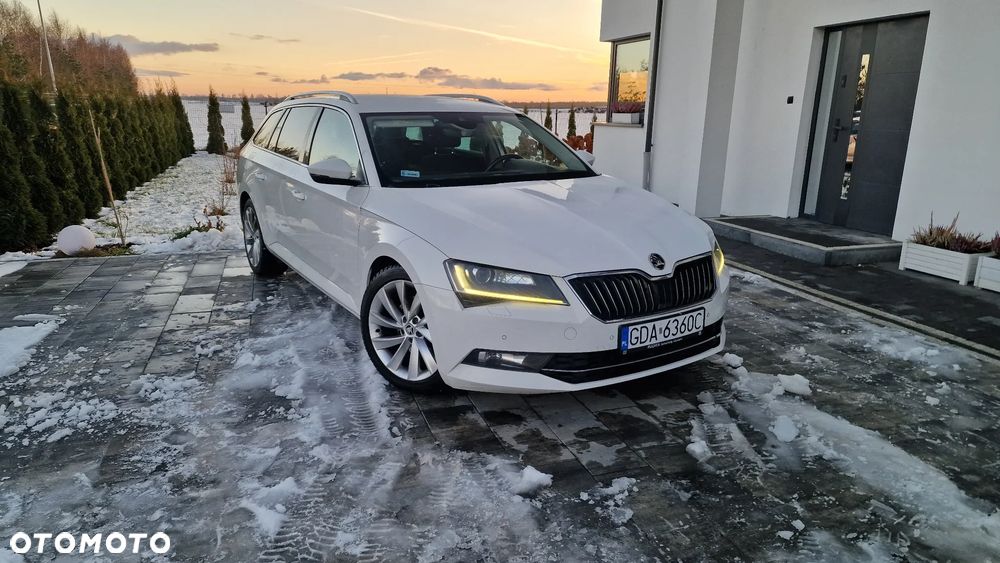 Skoda Superb 2.0 TDI Ambition DSG - 2