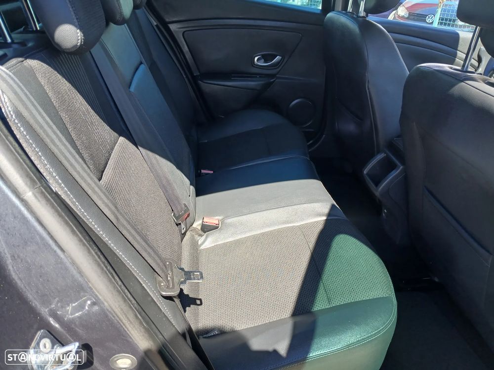 Renault Mégane 1.5 dCi Dynamique - 19