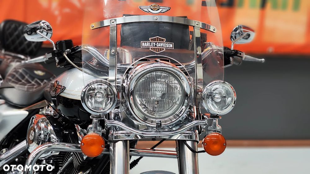 Harley-Davidson Touring Road King - 17