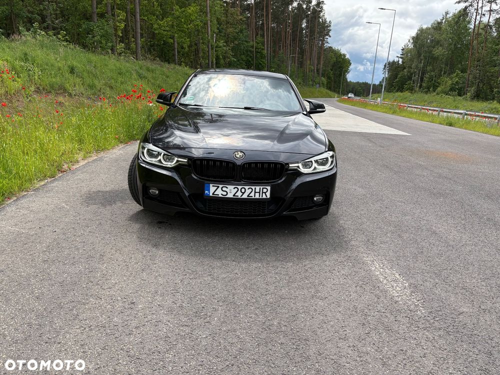 BMW Seria 3 330i xDrive - 2