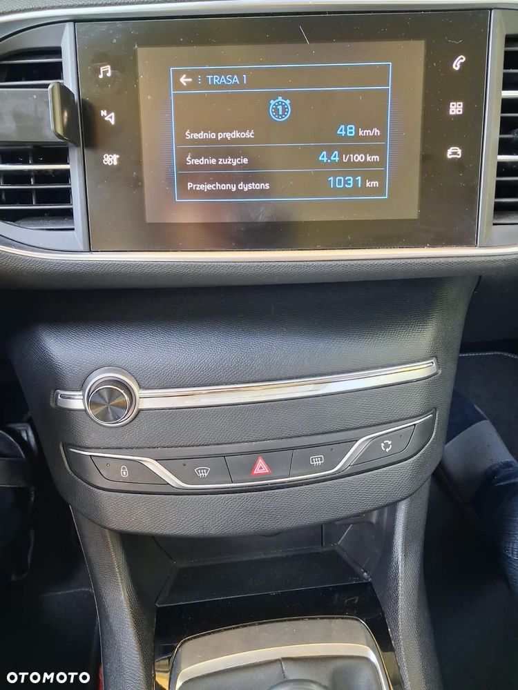 Peugeot 308 1.5 BlueHDi Access S&S - 19