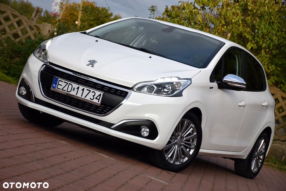 Peugeot 208 - 2