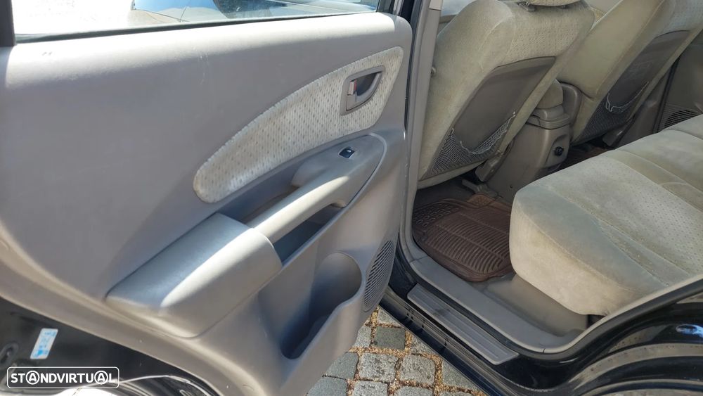 Hyundai Tucson 2.0 CRDi Comfort 2WD - 14