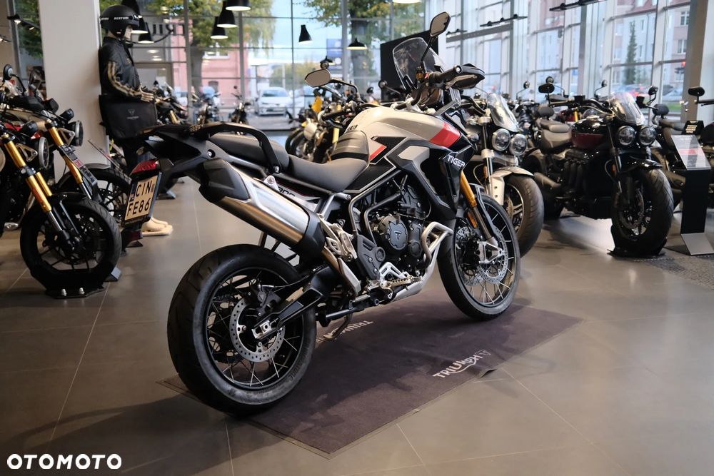 Triumph Tiger - 3