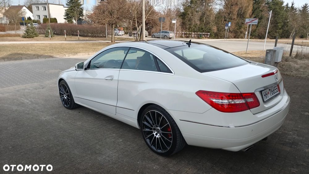 Mercedes-Benz Klasa E 320 CDI Avantgarde - 13