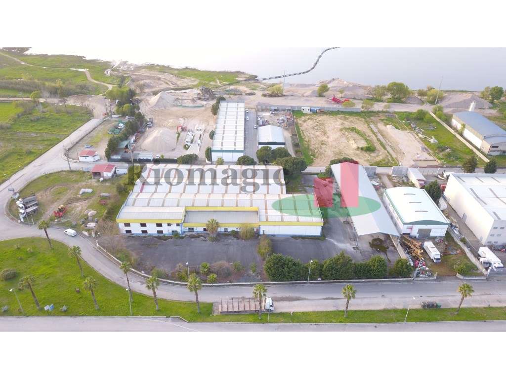 Armazém Industrial e Exposição na Chamusca***RIOMAGIC*** - Grande imagem: 3/60