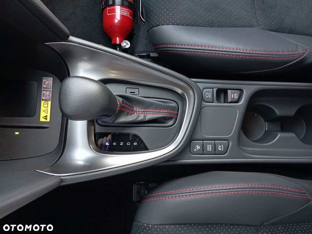 Toyota Yaris Cross Hybrid 1.5 GR Sport - 16