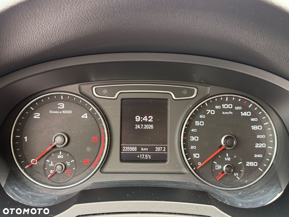 Audi Q3 2.0 TDI Quattro S tronic - 23